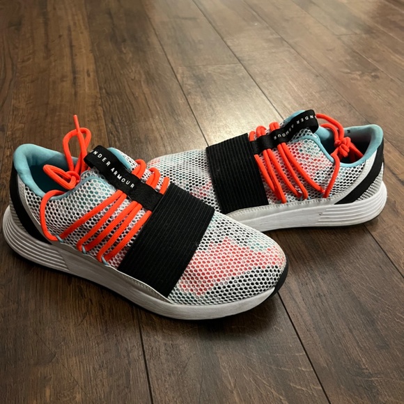 Shoes - Picture 2 of 2